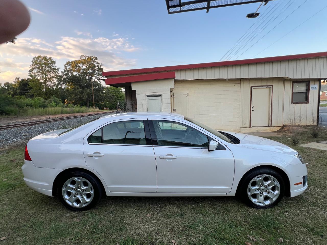 Ford Fusion SE 2010