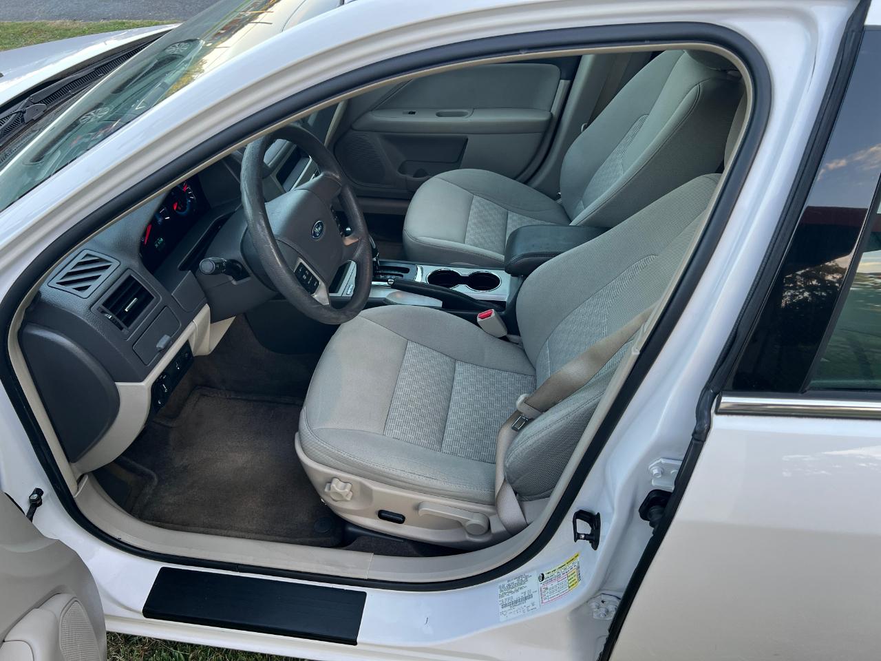 Ford Fusion SE 2010