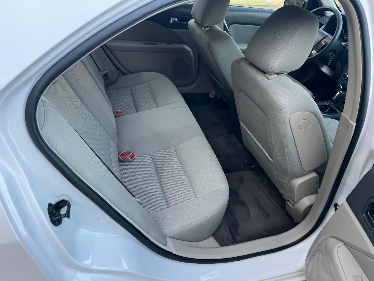 Ford Fusion SE 2010