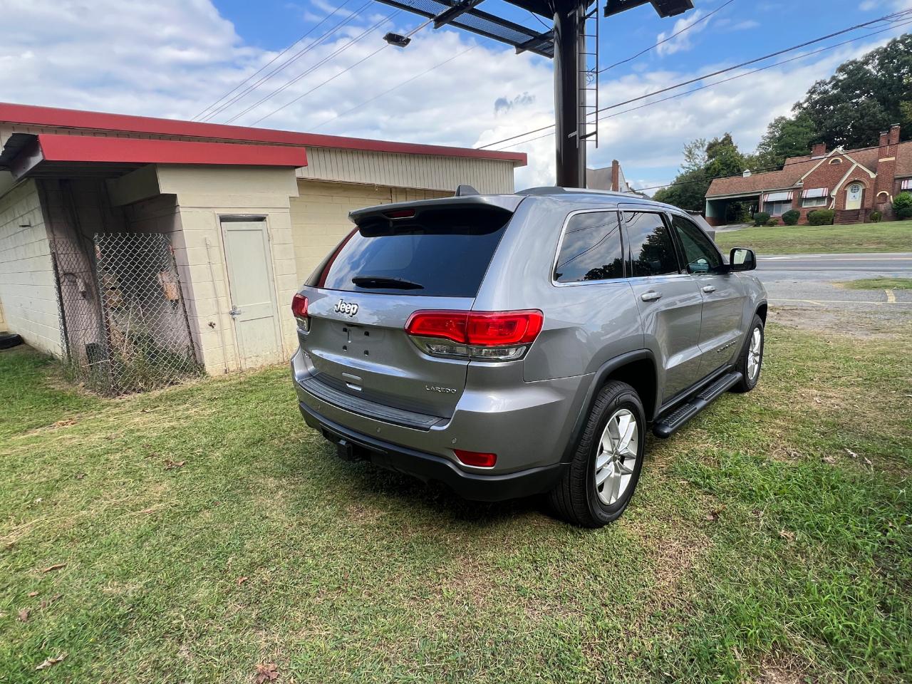 Jeep Grand Cherokee Laredo 4WD 2017