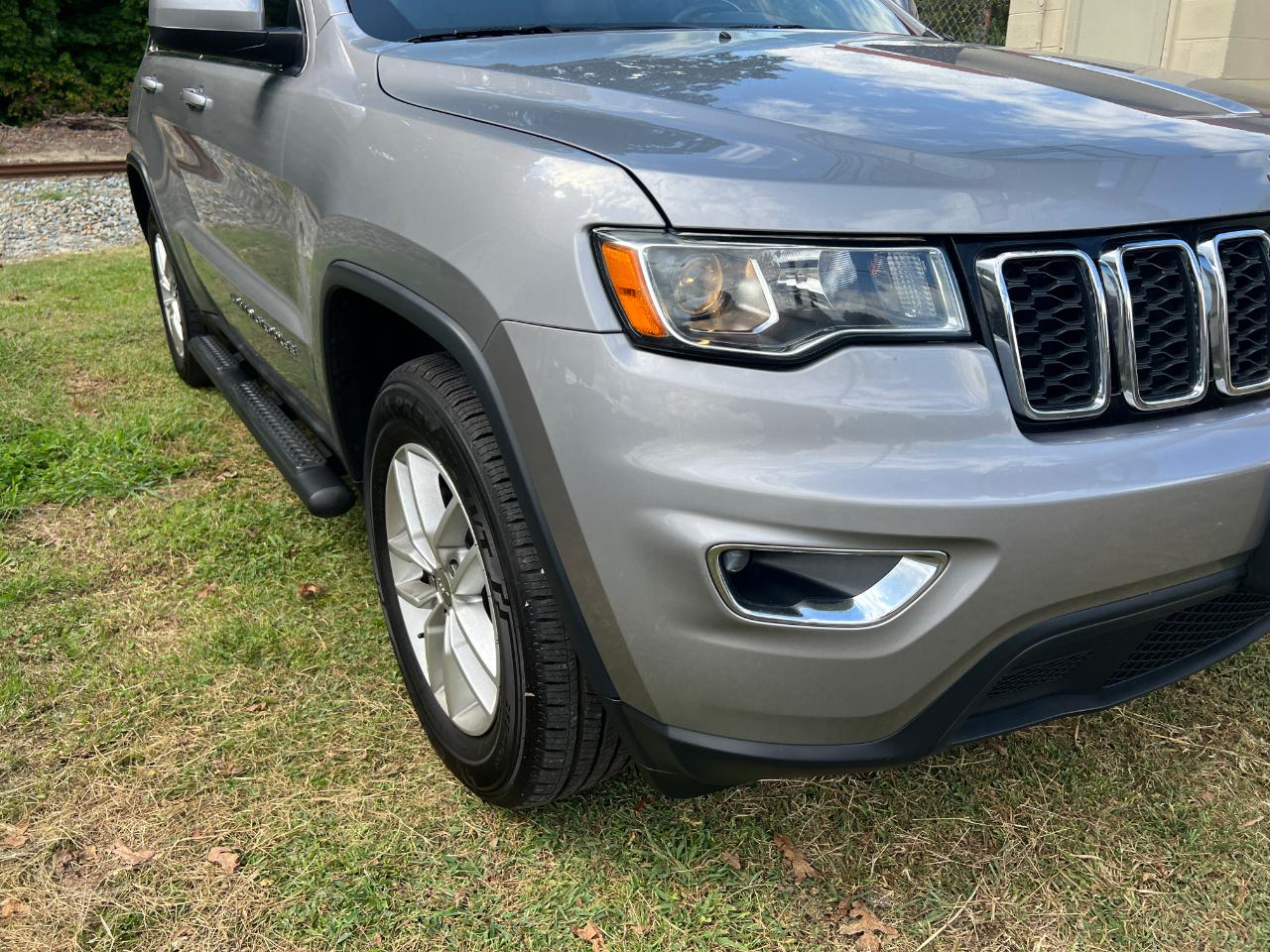 Jeep Grand Cherokee Laredo 4WD 2017