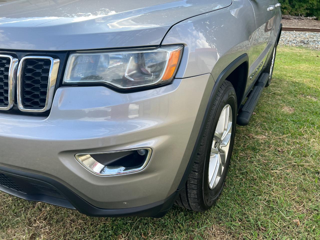 Jeep Grand Cherokee Laredo 4WD 2017