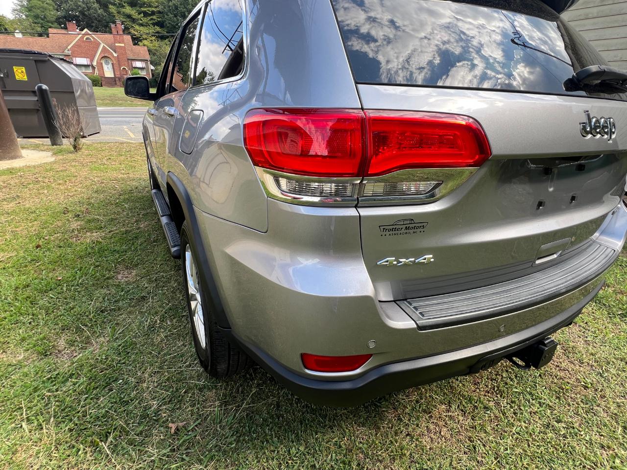 Jeep Grand Cherokee Laredo 4WD 2017