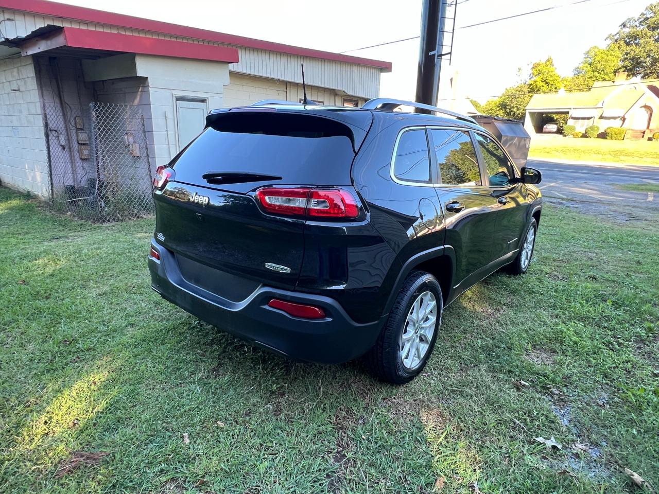 Jeep Cherokee Latitude FWD 2016