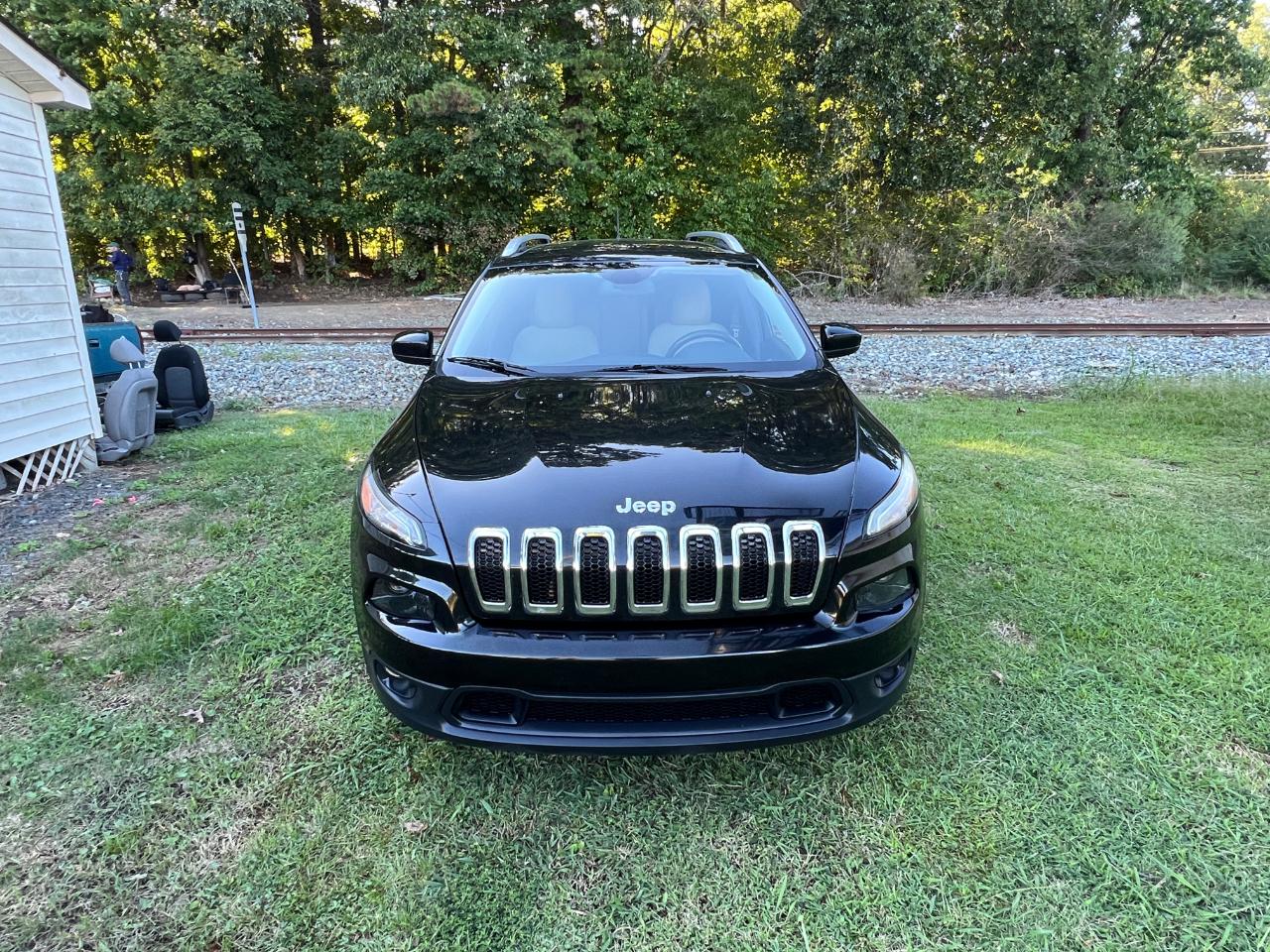 Jeep Cherokee Latitude FWD 2016