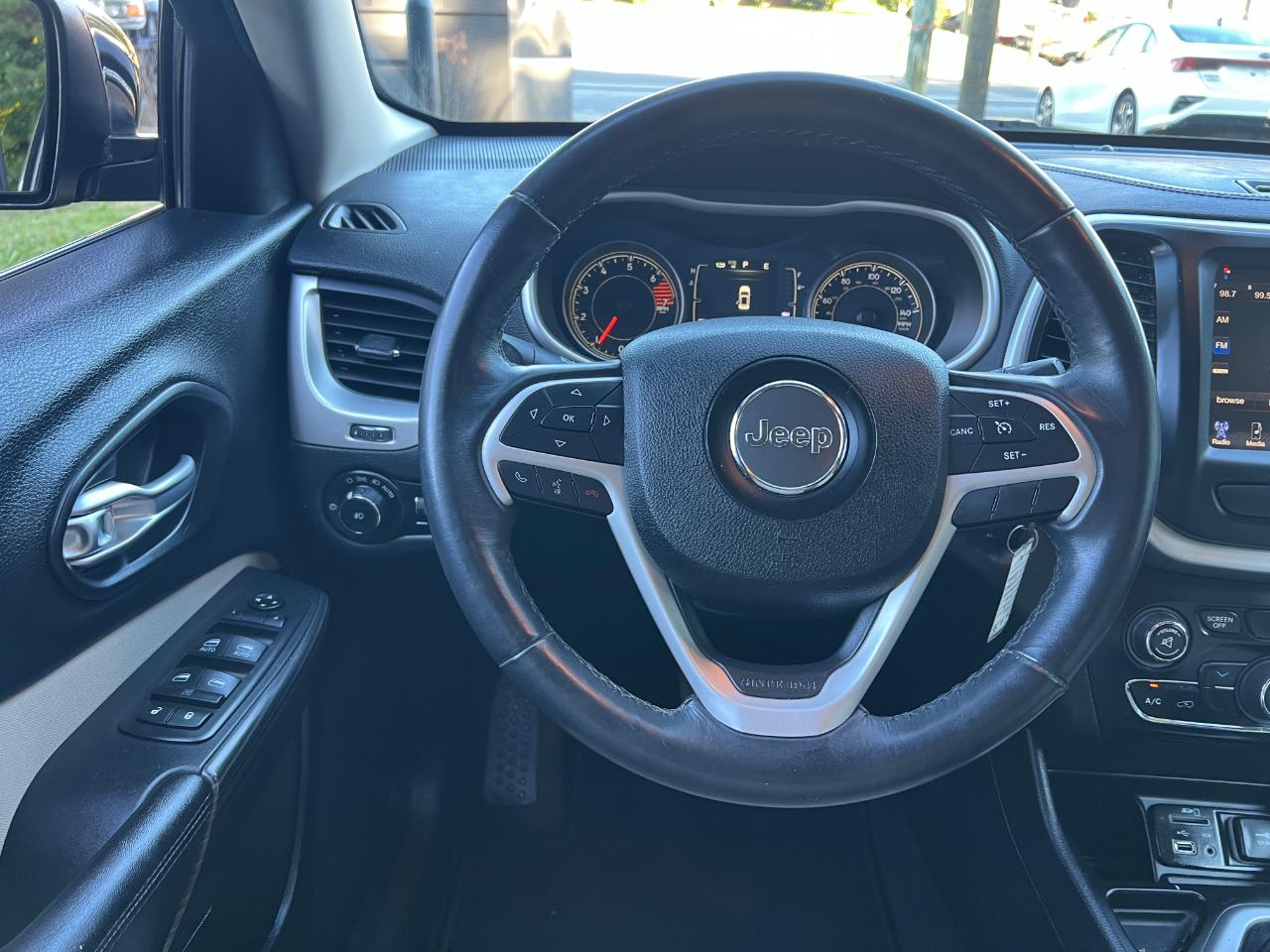 Jeep Cherokee Latitude FWD 2016