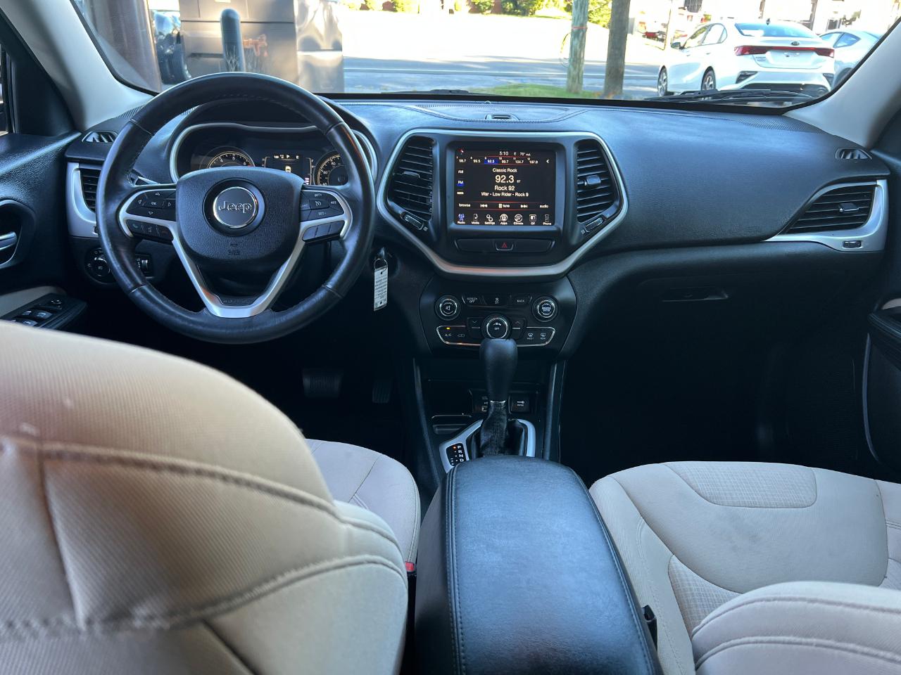 Jeep Cherokee Latitude FWD 2016