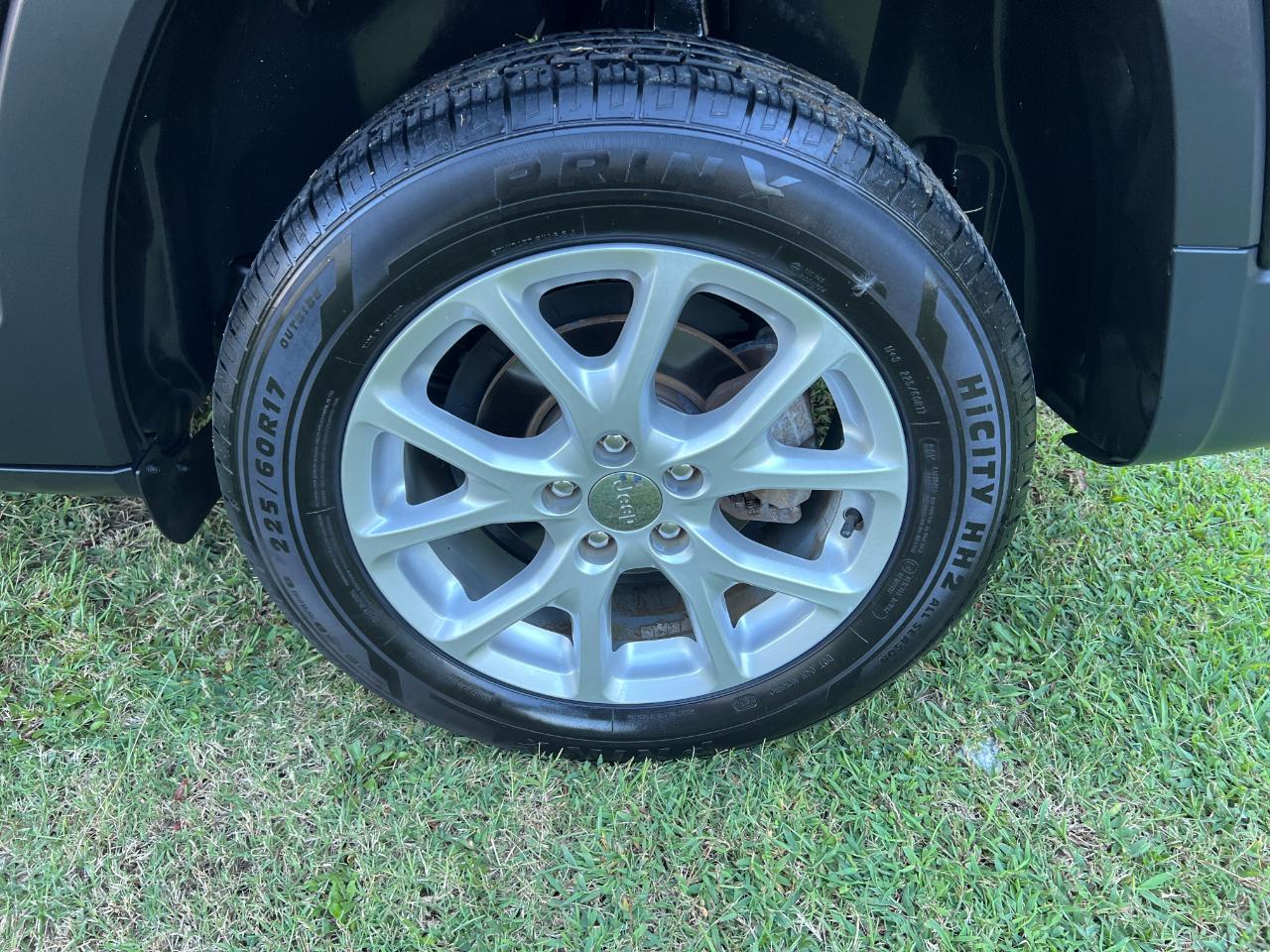 Jeep Cherokee Latitude FWD 2016