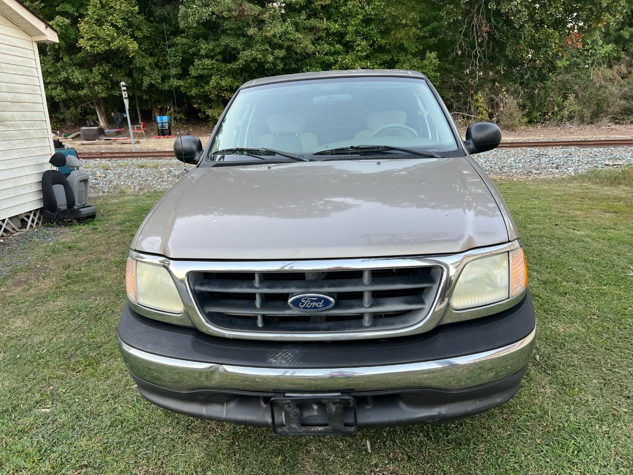 Ford F-150 XLT SuperCrew 2WD 2003