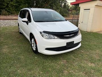 2020 Chrysler Voyager LXI