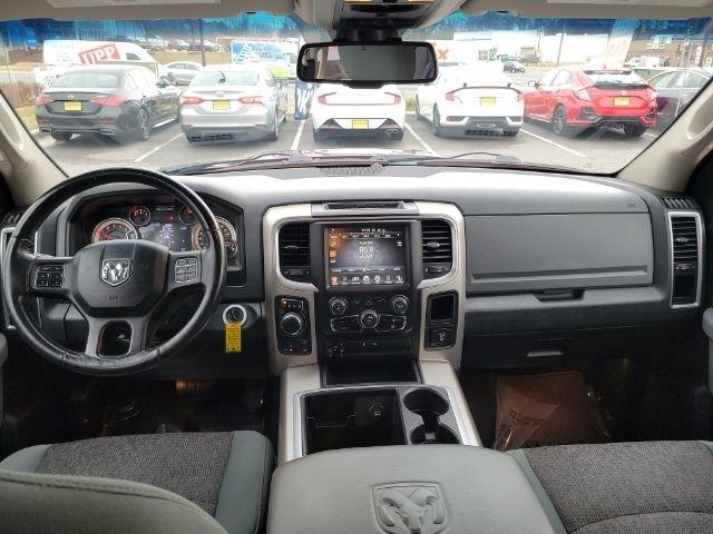 RAM 1500 4WD Quad Cab 140.5" Outdoorsman 2014