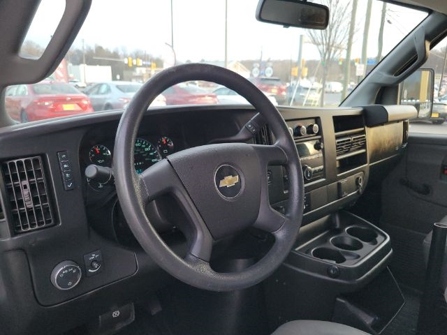 Chevrolet Express Commercial Cutaway 3500 Van 139" 2018