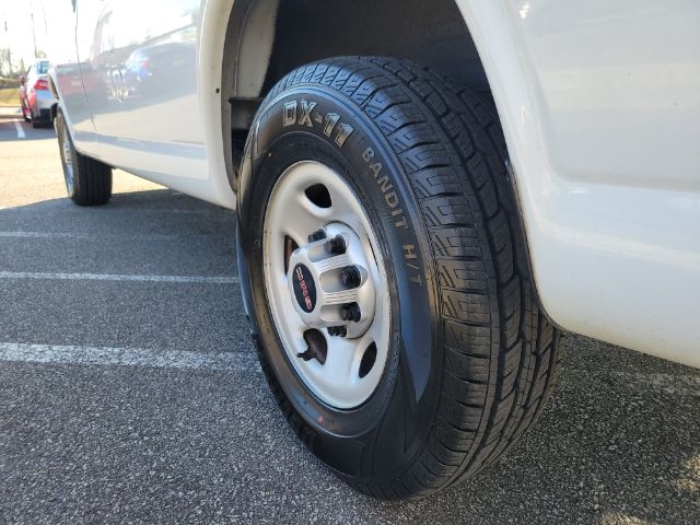 GMC Savana Cargo Van RWD 2500 135" 2019