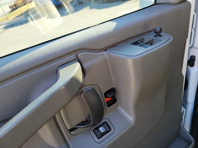 GMC Savana Cargo Van RWD 2500 135" 2019