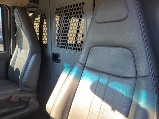 GMC Savana Cargo Van RWD 2500 135" 2019