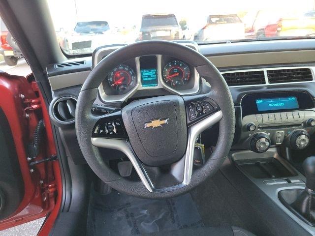 Chevrolet Camaro 2dr Cpe LS w/1LS 2015