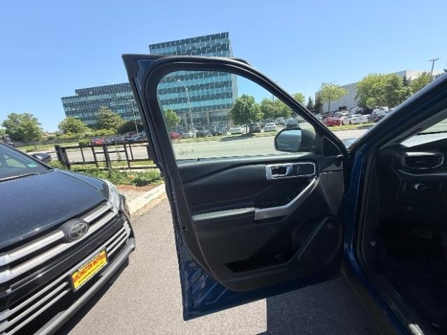 Ford Explorer XLT 4WD 2023