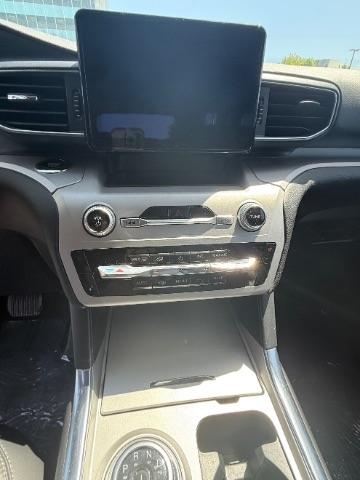 Ford Explorer XLT 4WD 2023