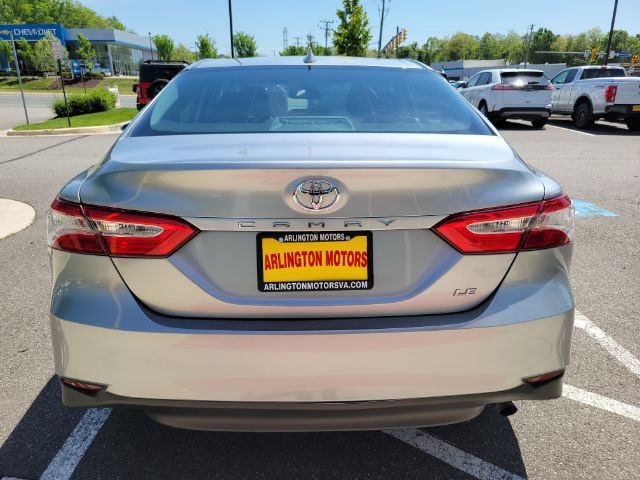 Toyota Camry XLE Auto (Natl) 2019