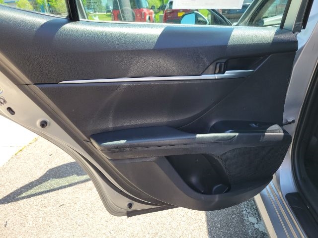 Toyota Camry XLE Auto (Natl) 2019