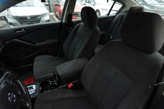 Nissan Altima 4dr Sdn I4 CVT 2.5 S 2012