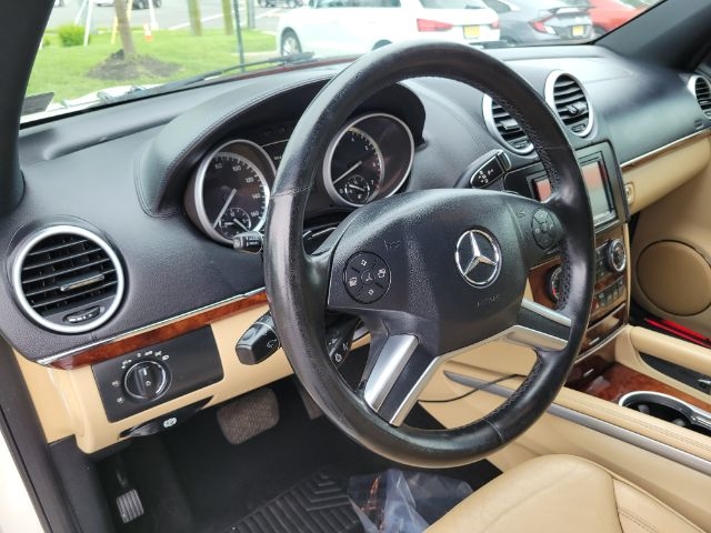 Mercedes-Benz GL-Class 4MATIC 4dr GL 450 2012