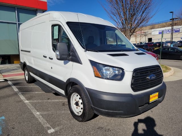 Ford Transit Van T-150 148" Med Rf 8600 GVWR Sliding RH Dr 2019