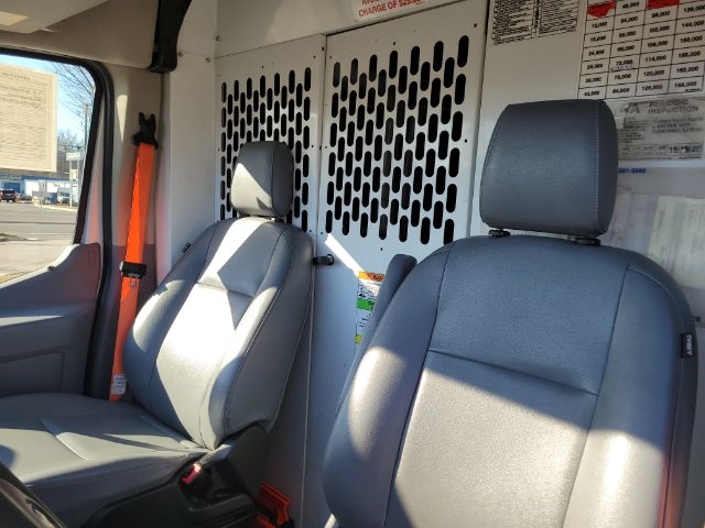 Ford Transit Van T-150 148" Med Rf 8600 GVWR Sliding RH Dr 2019