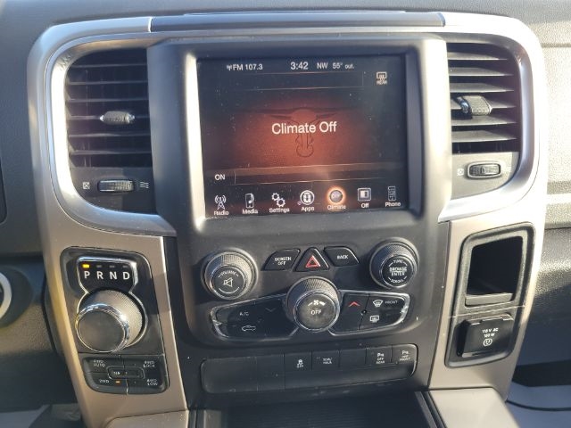 RAM 1500 4WD Crew Cab 140.5" Big Horn 2014