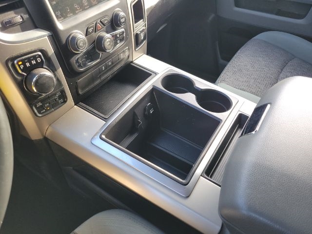 RAM 1500 4WD Crew Cab 140.5" Big Horn 2014