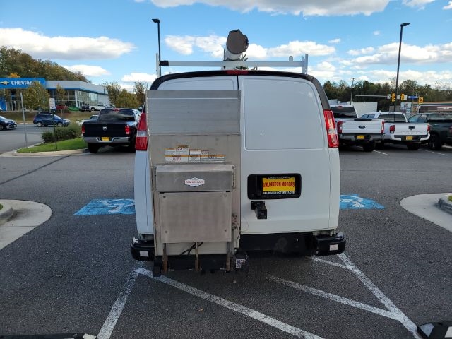 Chevrolet Express Cargo Van RWD 3500 135" 2020 Chevrolet Express Cargo Van RWD 3500 135" 2020