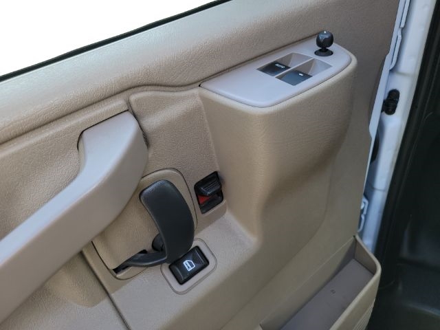 Chevrolet Express Cargo Van RWD 3500 135" 2020 Chevrolet Express Cargo Van RWD 3500 135" 2020