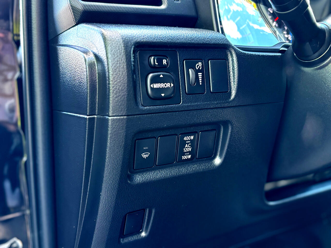 Toyota 4Runner 4WD 4dr V6 Trail Premium (Natl) 2015 Toyota 4Runner 4WD 4dr V6 Trail Premium (Natl) 2015