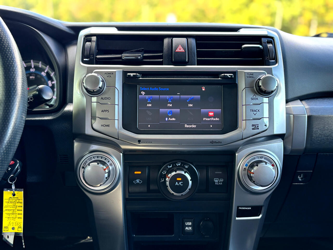 Toyota 4Runner 4WD 4dr V6 Trail Premium (Natl) 2015 Toyota 4Runner 4WD 4dr V6 Trail Premium (Natl) 2015