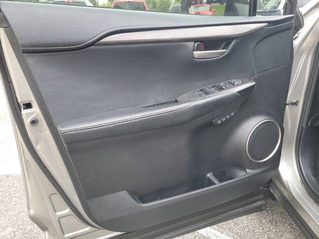 Lexus NX 200t AWD 4dr 2016 Lexus NX 200t AWD 4dr 2016