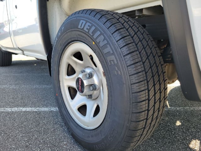 GMC Sierra 1500 2WD Reg Cab 133.0" 2017