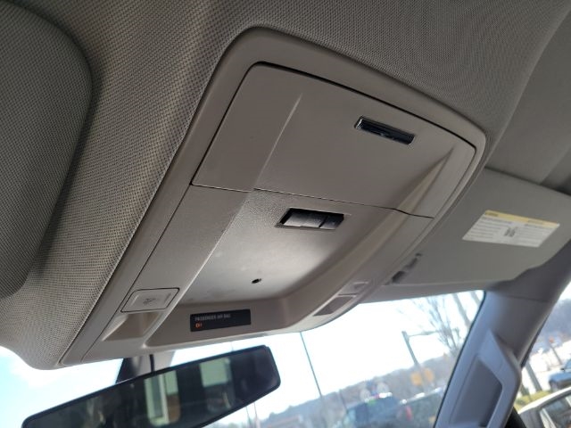 GMC Sierra 1500 2WD Reg Cab 133.0" 2017