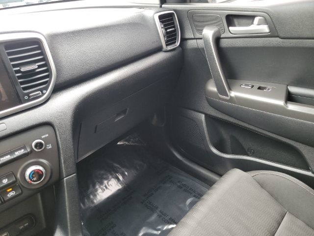 Kia Sportage LX FWD 2020 Kia Sportage LX FWD 2020