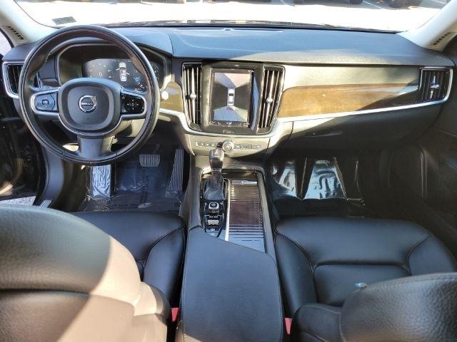 Volvo S90 T5 AWD Momentum 2018