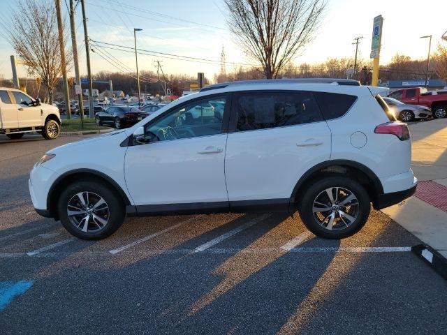 Toyota RAV4 Adventure FWD (Natl) 2018