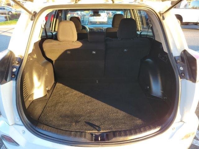 Toyota RAV4 Adventure FWD (Natl) 2018