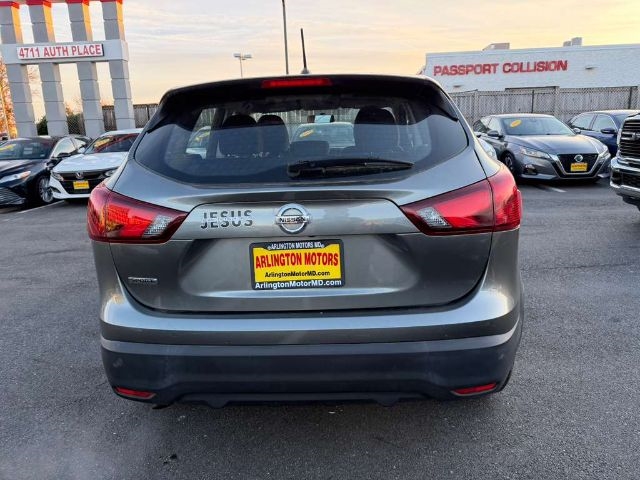 Nissan Rogue Sport FWD S 2017