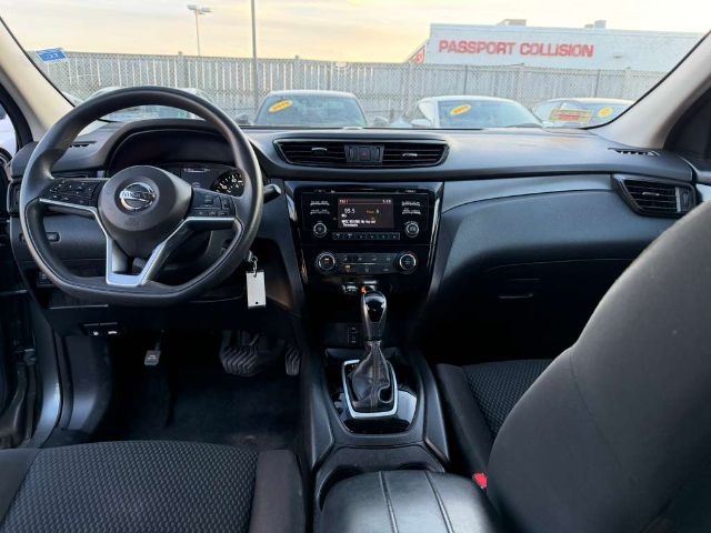 Nissan Rogue Sport FWD S 2017