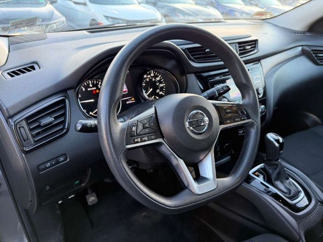 Nissan Rogue Sport FWD S 2017