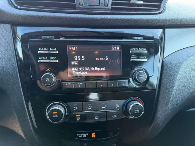 Nissan Rogue Sport FWD S 2017