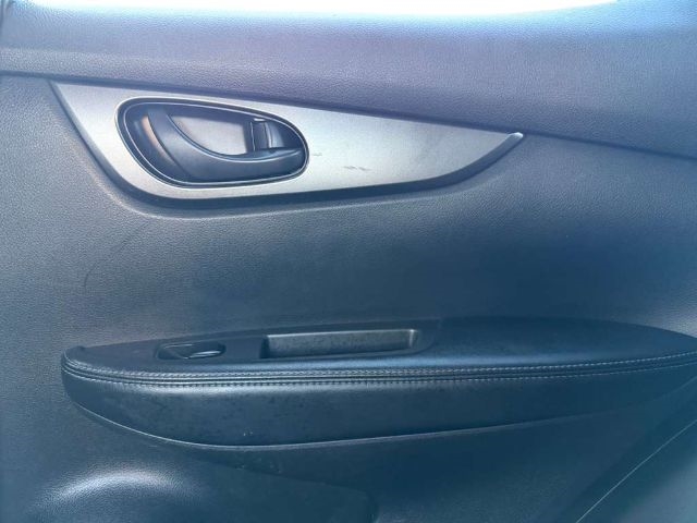 Nissan Rogue Sport FWD S 2017