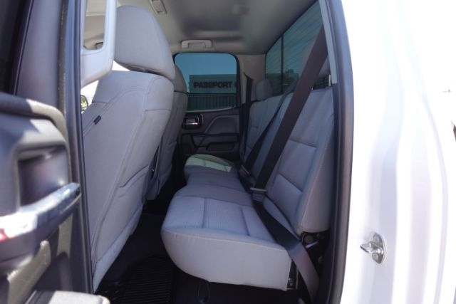 Chevrolet Silverado 1500 LD 4WD Double Cab Custom 2019 Chevrolet Silverado 1500 LD 4WD Double Cab Custom 2019