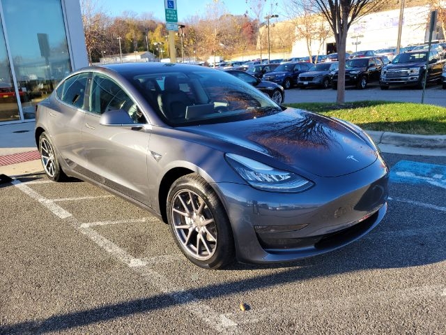 Tesla Model 3 Mid Range Battery RWD 2018