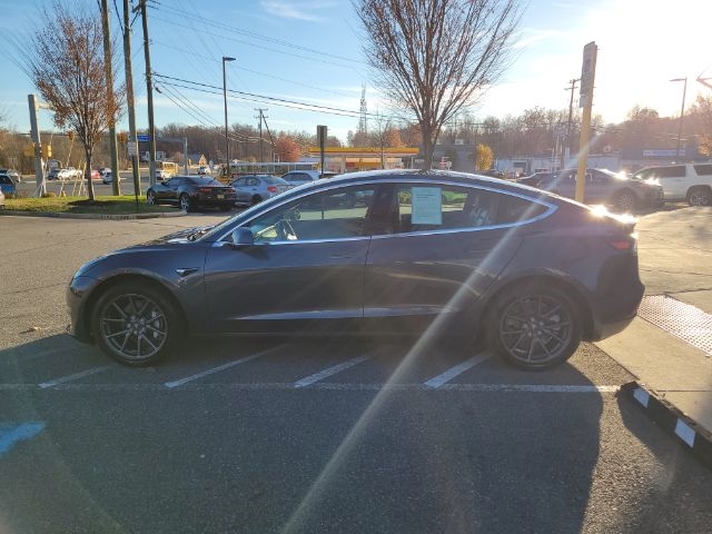 Tesla Model 3 Mid Range Battery RWD 2018