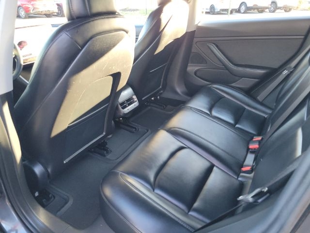 Tesla Model 3 Mid Range Battery RWD 2018